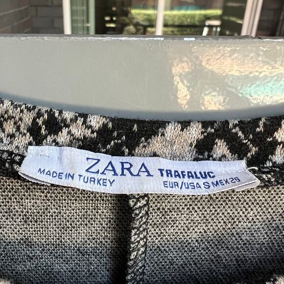 Zara Gray Snake Print Cropped Pullover Sweater Size S - Picture 4 of 4